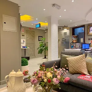  شقة فندقية Al Rawdha