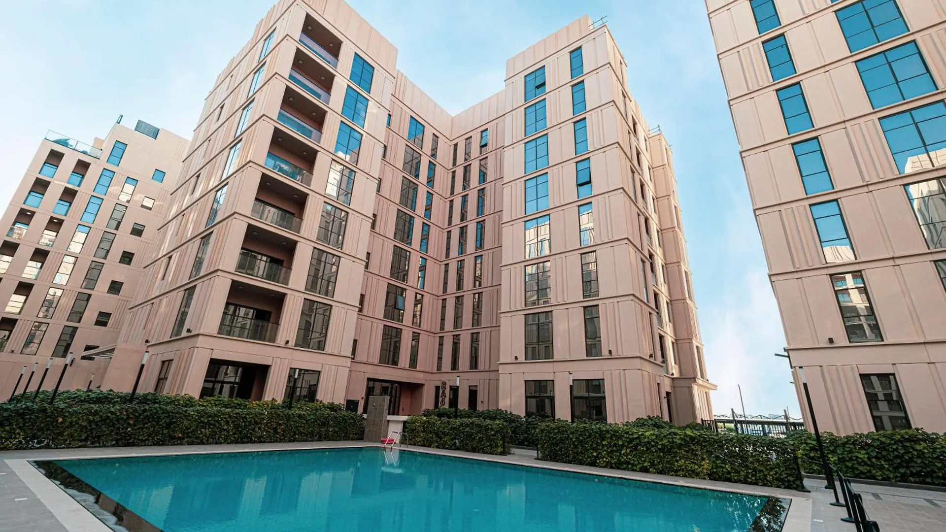 1-Bedroom With Living Room Apartment In Al Mamsha - Golden Horn Emirados Árabes Unidos